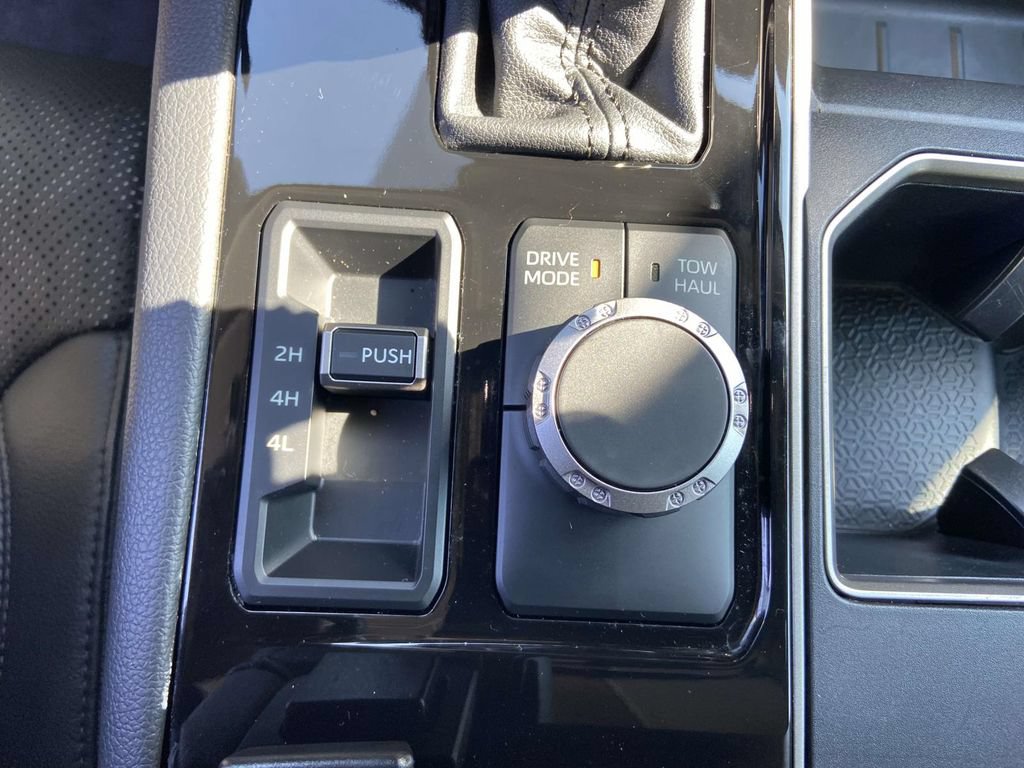 Used 2023 Toyota Tundra Limited AWD/4WD image 24