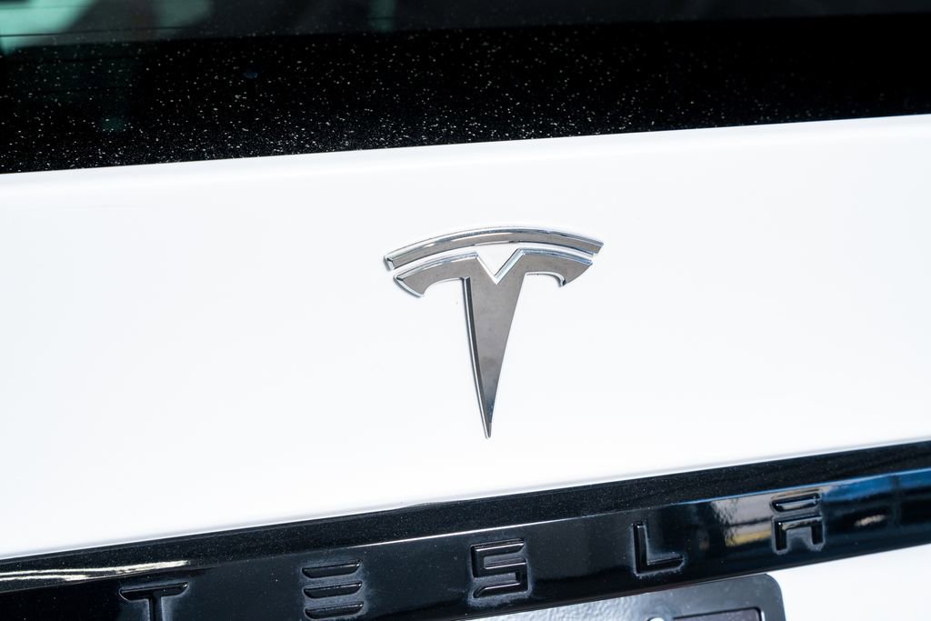 Used 2022 Tesla Model X Plaid image 26