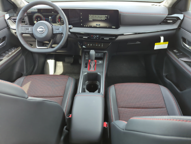 New 2026 Nissan Kicks SR FWD image 17