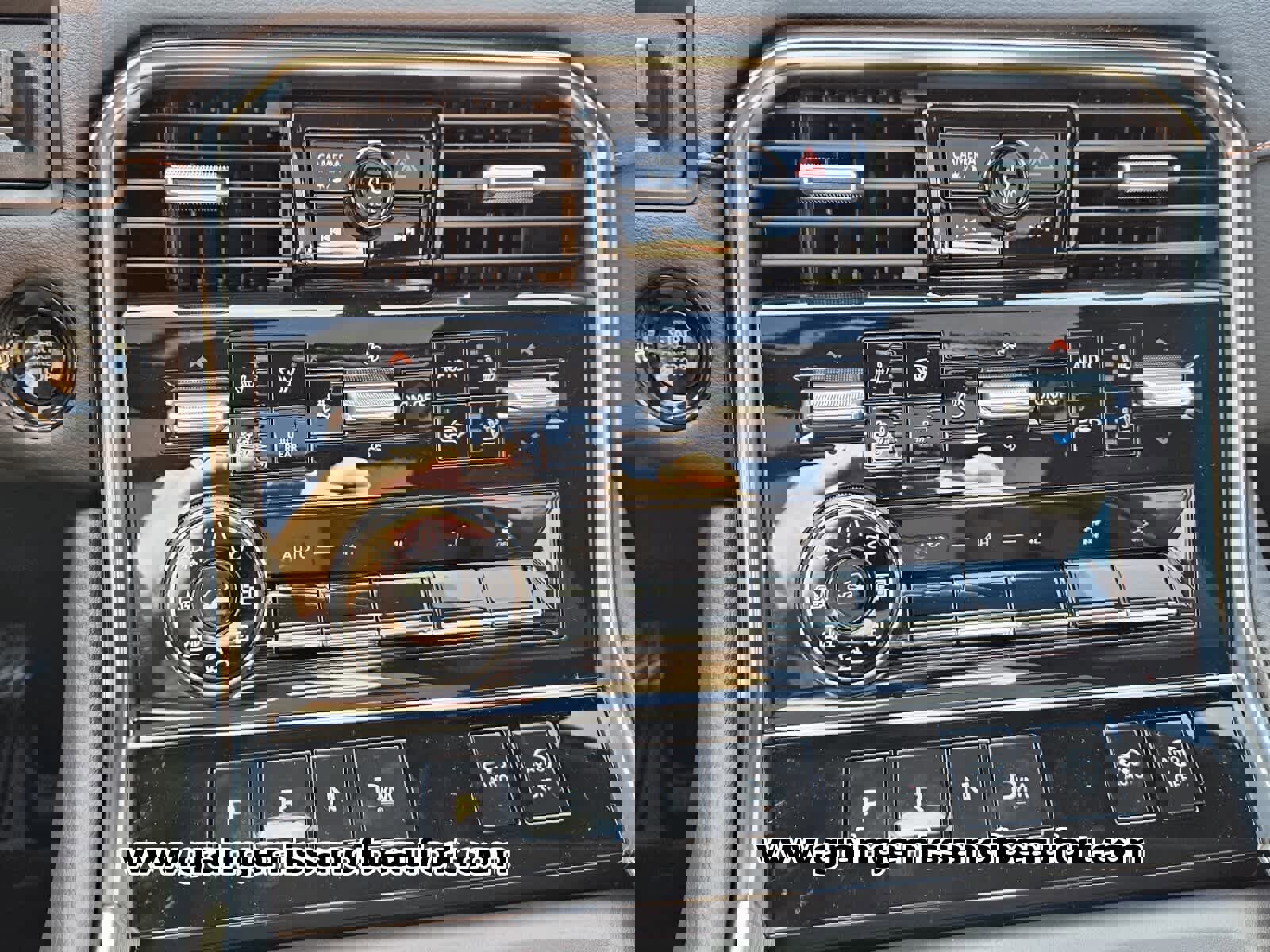 New 2026 Nissan Armada PRO-4X image 10