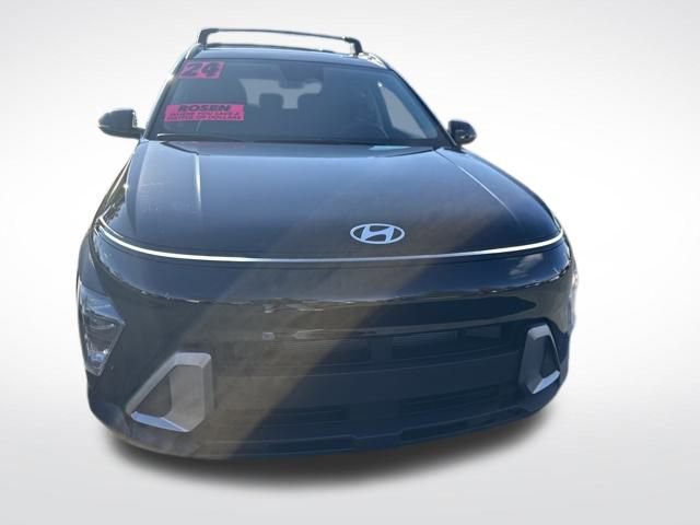 Certified 2024 Hyundai Kona SEL w/ Convenience Package image 8