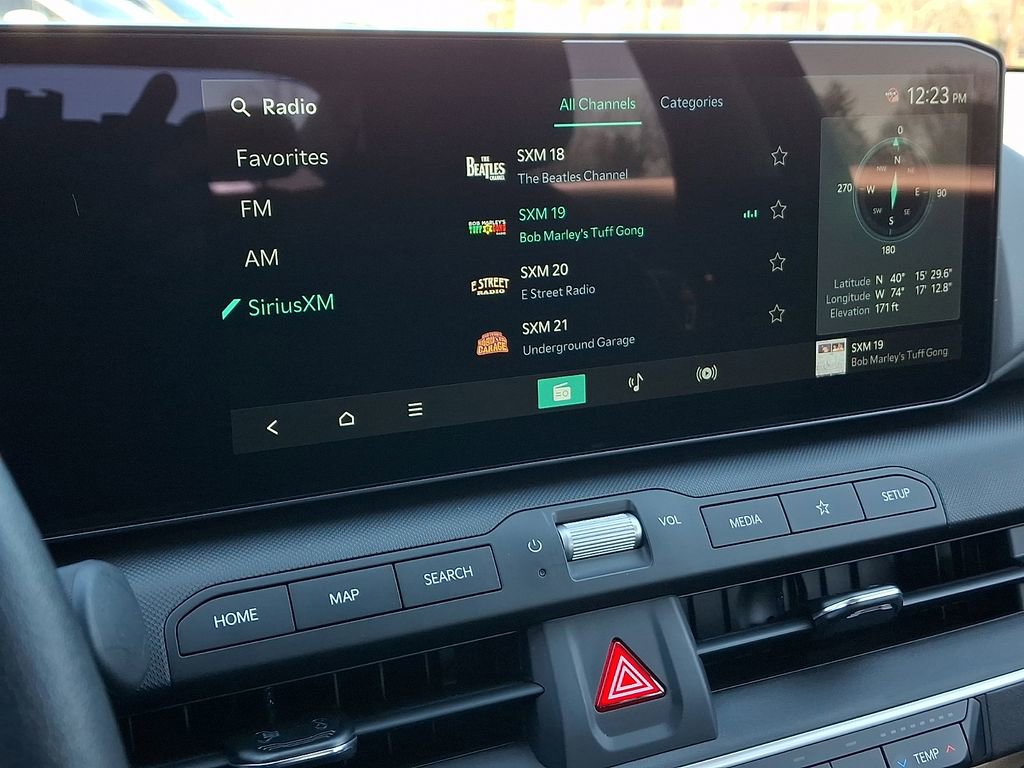 Certified 2025 Kia K4 FWD image 17