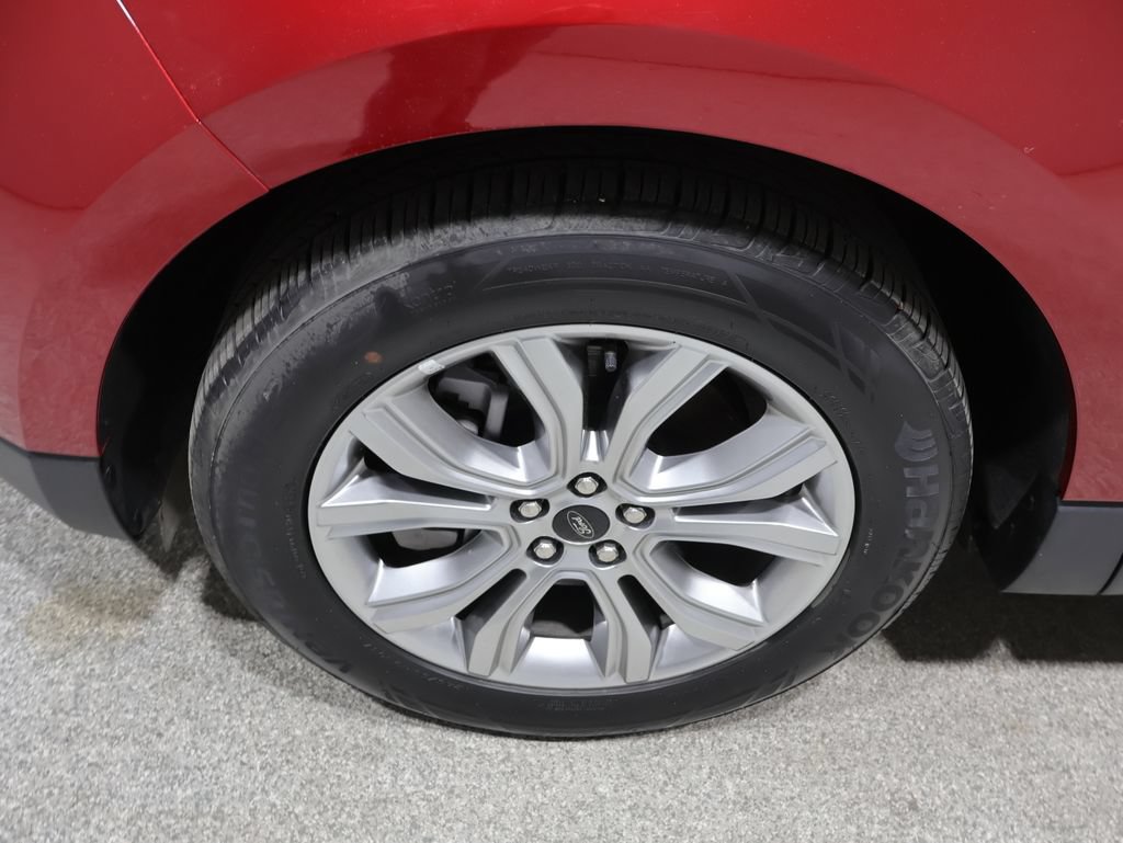 Used 2024 Ford Edge Titanium w/ Equipment Group 301A AWD/4WD image 8