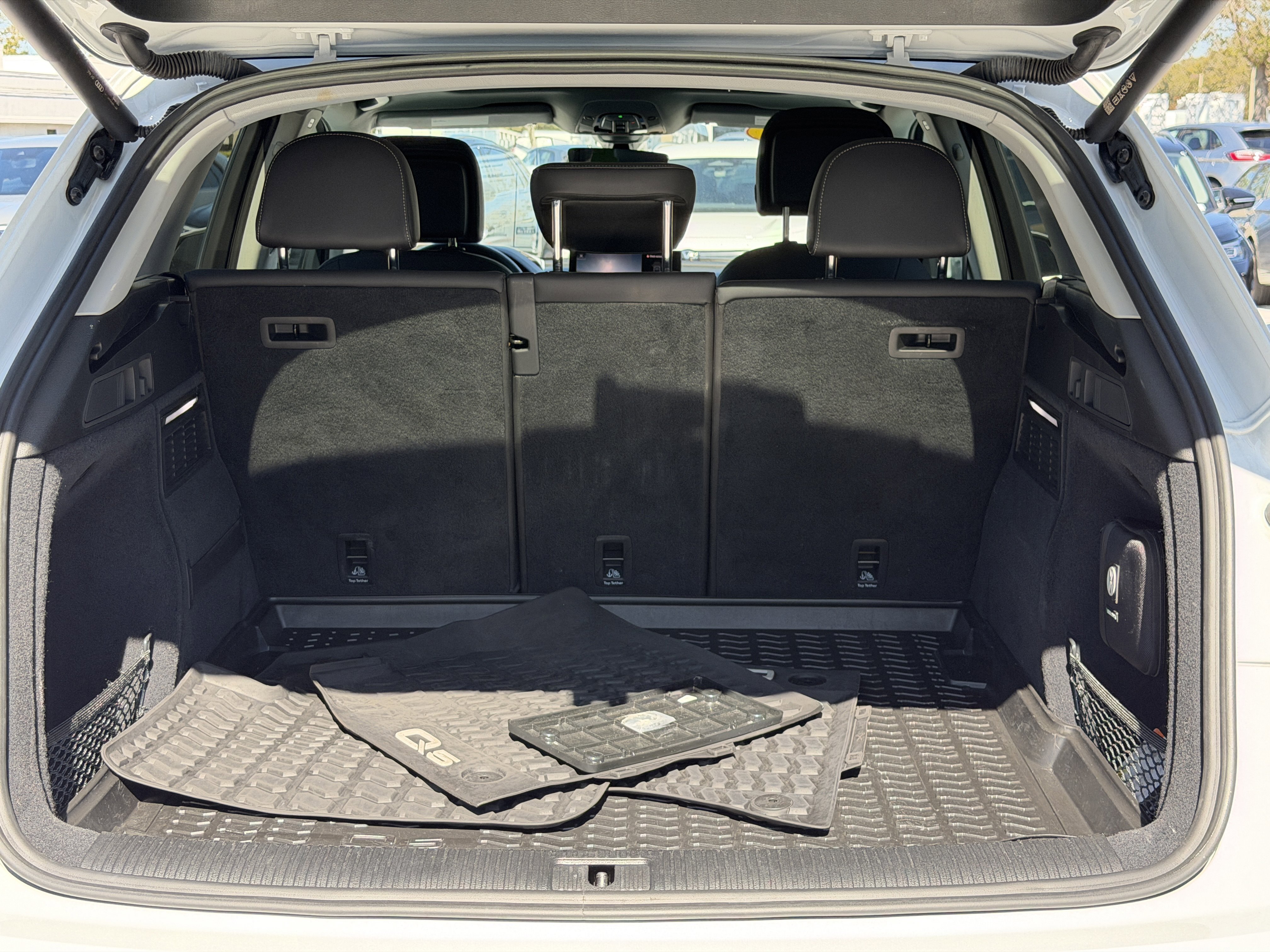 Used 2023 Audi Q5 2.0T Premium w/ Convenience Package image 10