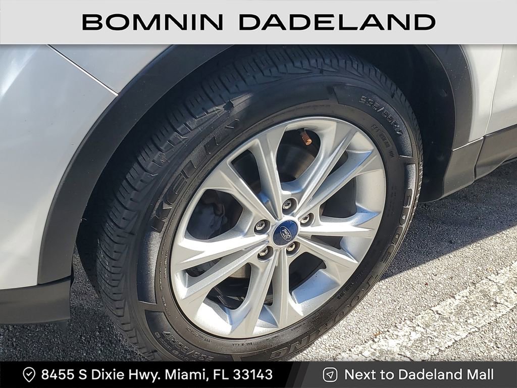 Used 2019 Ford Escape SE image 8