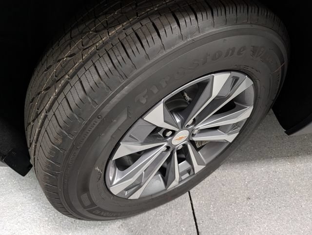 New 2027 Chevrolet Equinox LT w/ Convenience Package II FWD image 8