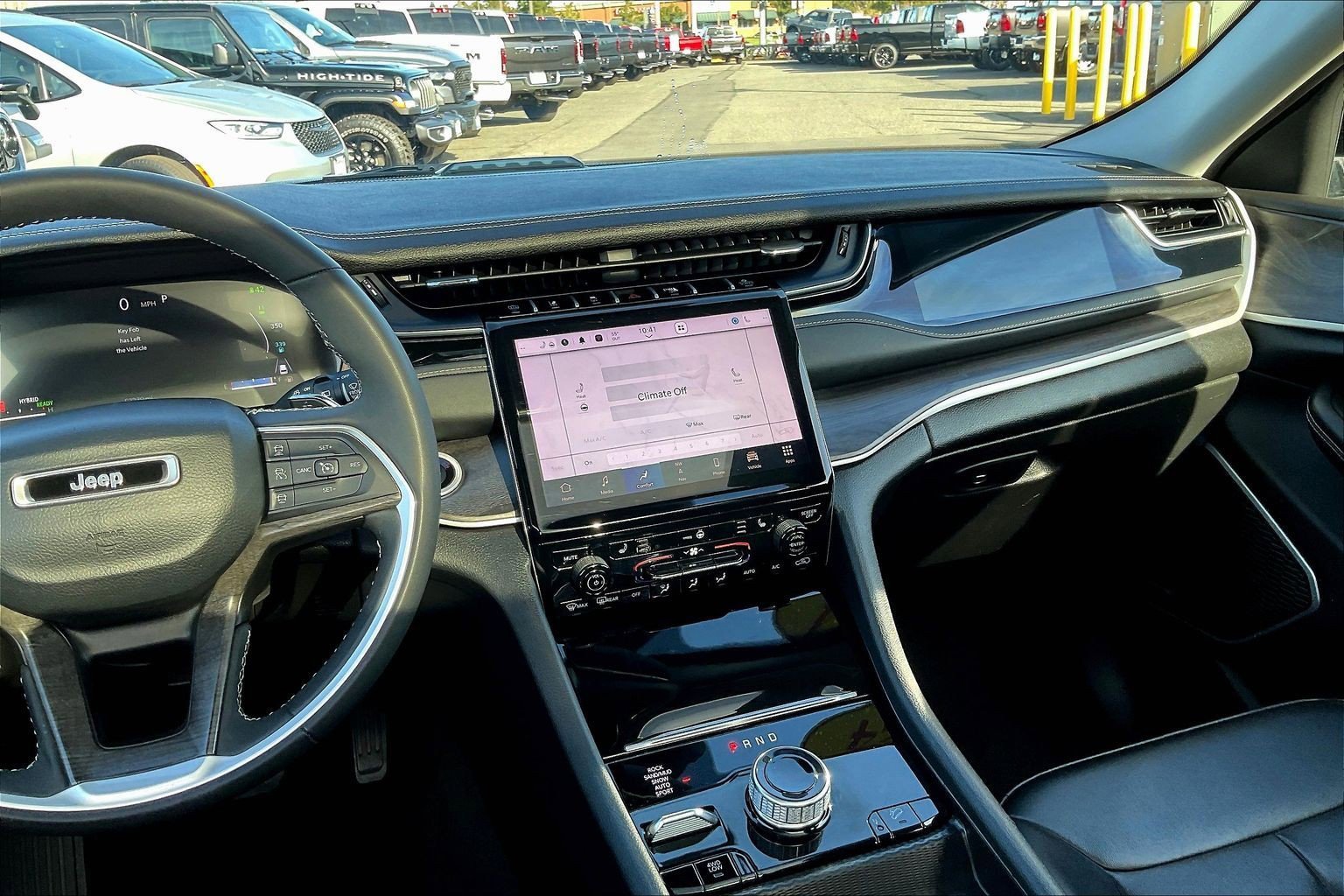 Used 2024 Jeep Grand Cherokee Limited 4xe image 6