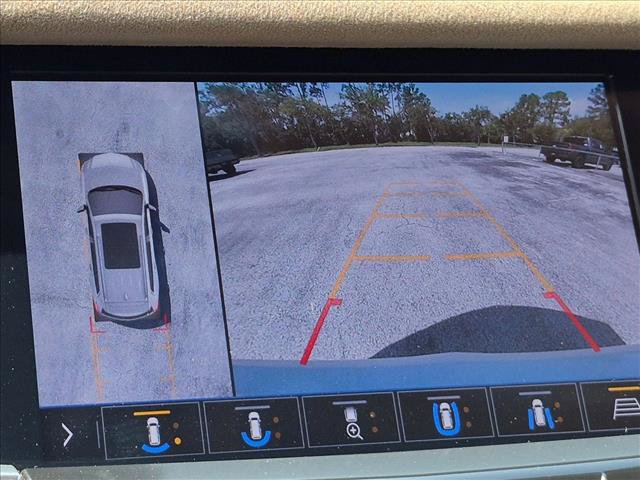 Used 2020 Cadillac XT6 Sport w/ Platinum Package AWD/4WD image 12