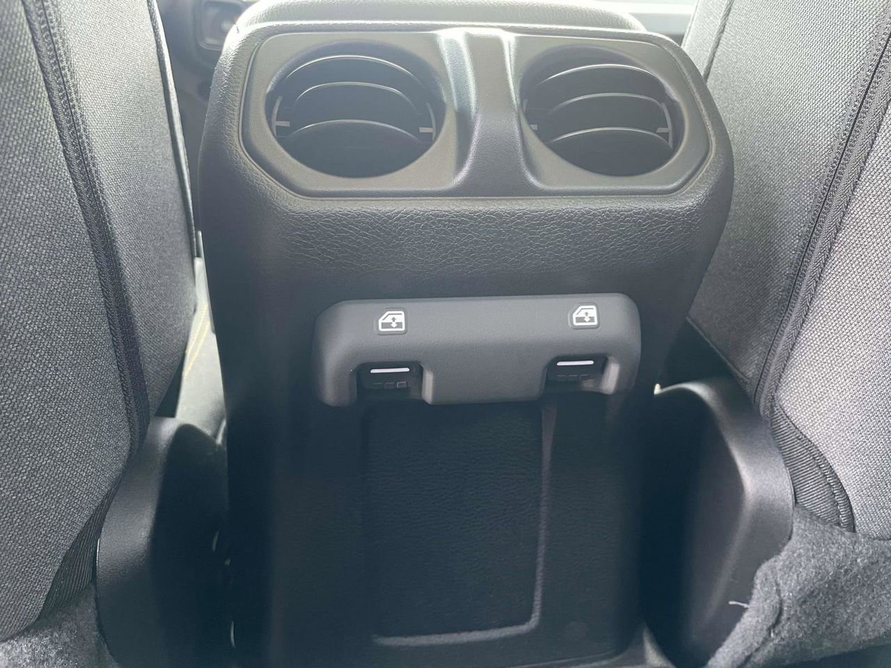 New 2025 Jeep Gladiator Sport AWD/4WD image 21