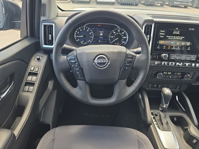 Certified 2025 Nissan Frontier SV w/ SV Convenience Package image 12