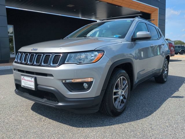 Used 2019 Jeep Compass Latitude w/ Popular Equipment Group FWD image 8