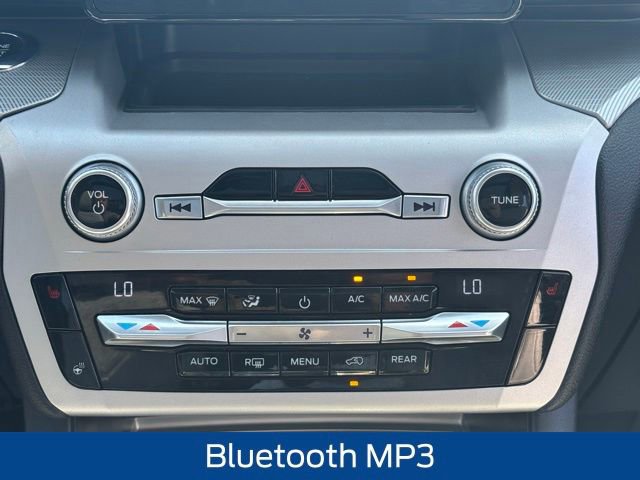 Certified 2021 Ford Explorer XLT w/ Equipment Group 202A AWD/4WD image 17