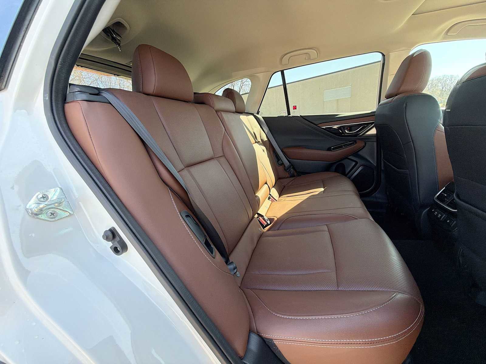 Used 2022 Subaru Outback Touring image 18