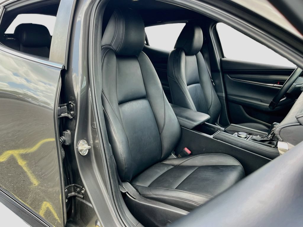 Used 2019 MAZDA MAZDA3 Hatchback FWD image 26