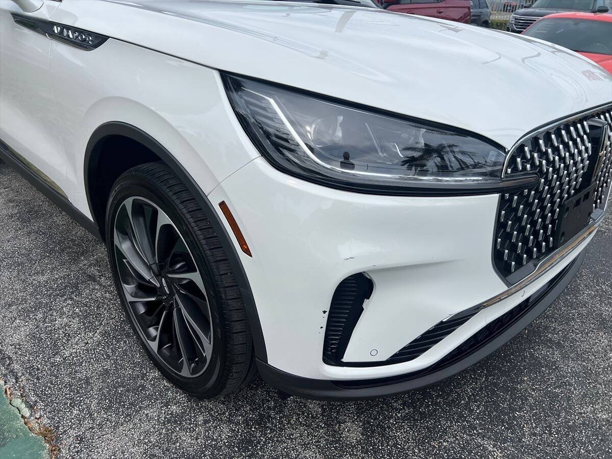 Used 2025 Lincoln Aviator Reserve w/ Equipment Group 201A AWD/4WD image 19