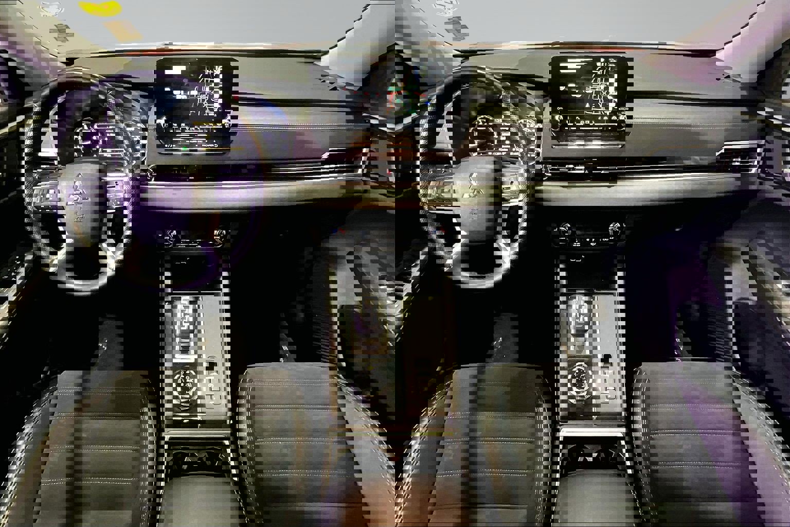 Used 2024 Mitsubishi Outlander SE image 7