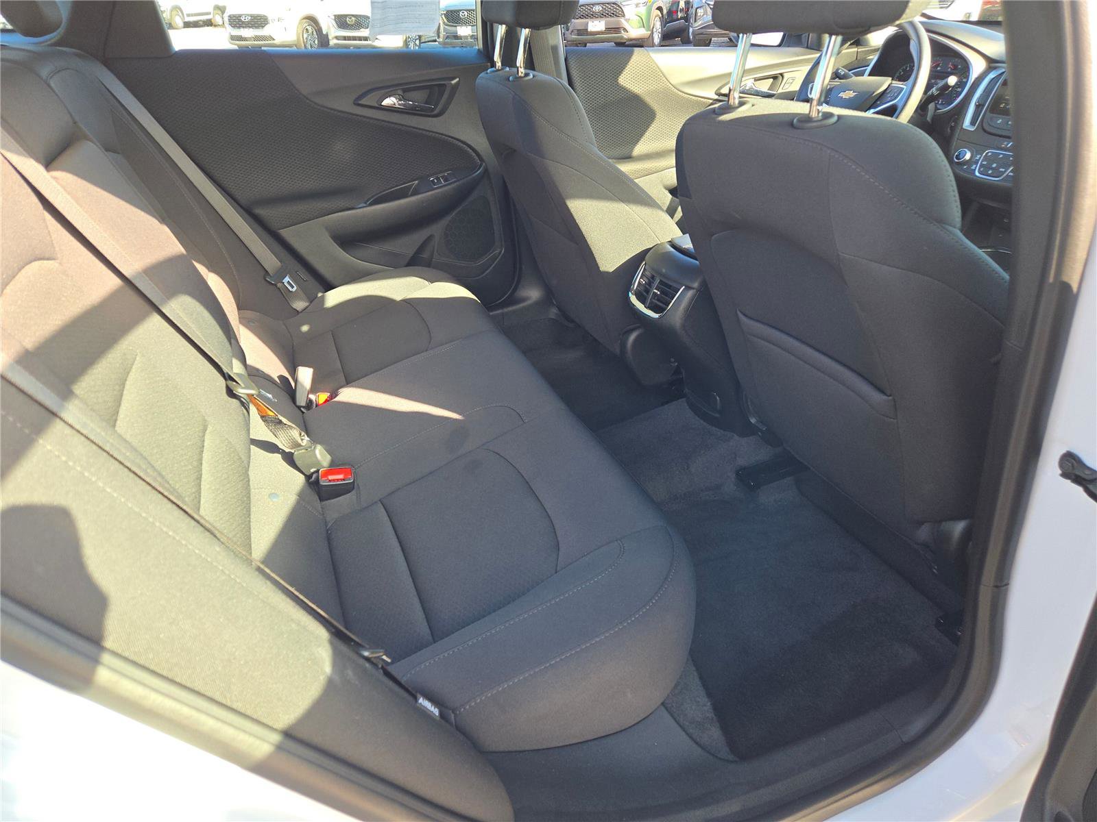 Used 2024 Chevrolet Malibu LT image 11