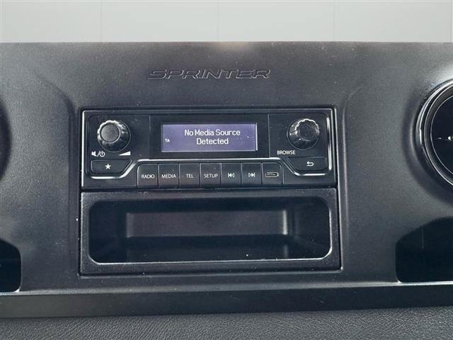 Used 2021 Mercedes-Benz Sprinter 1500 image 25