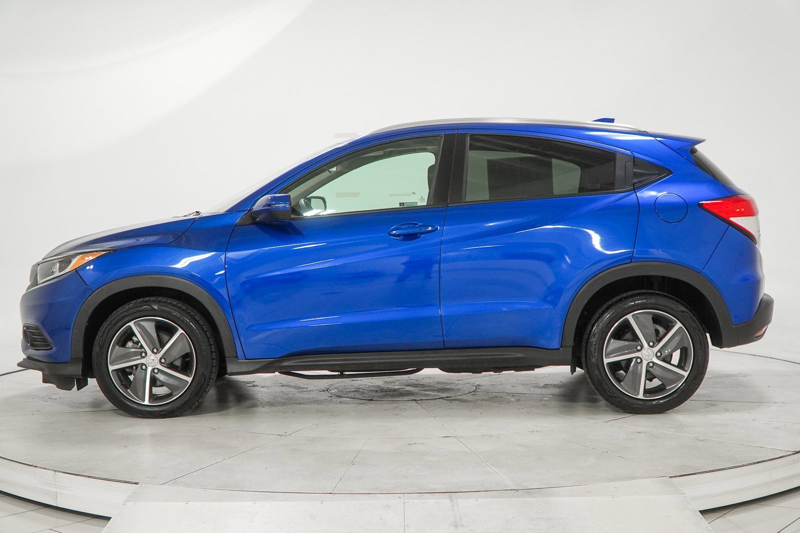 Used 2021 Honda HR-V EX image 6
