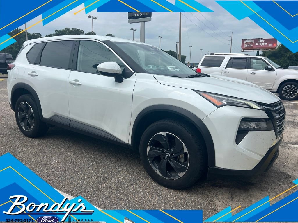 Used 2024 Nissan Rogue SV AWD/4WD image 1