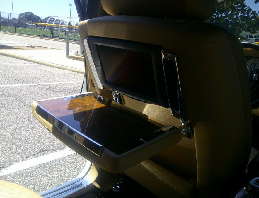 Used 2013 Rolls-Royce Ghost RWD image 82