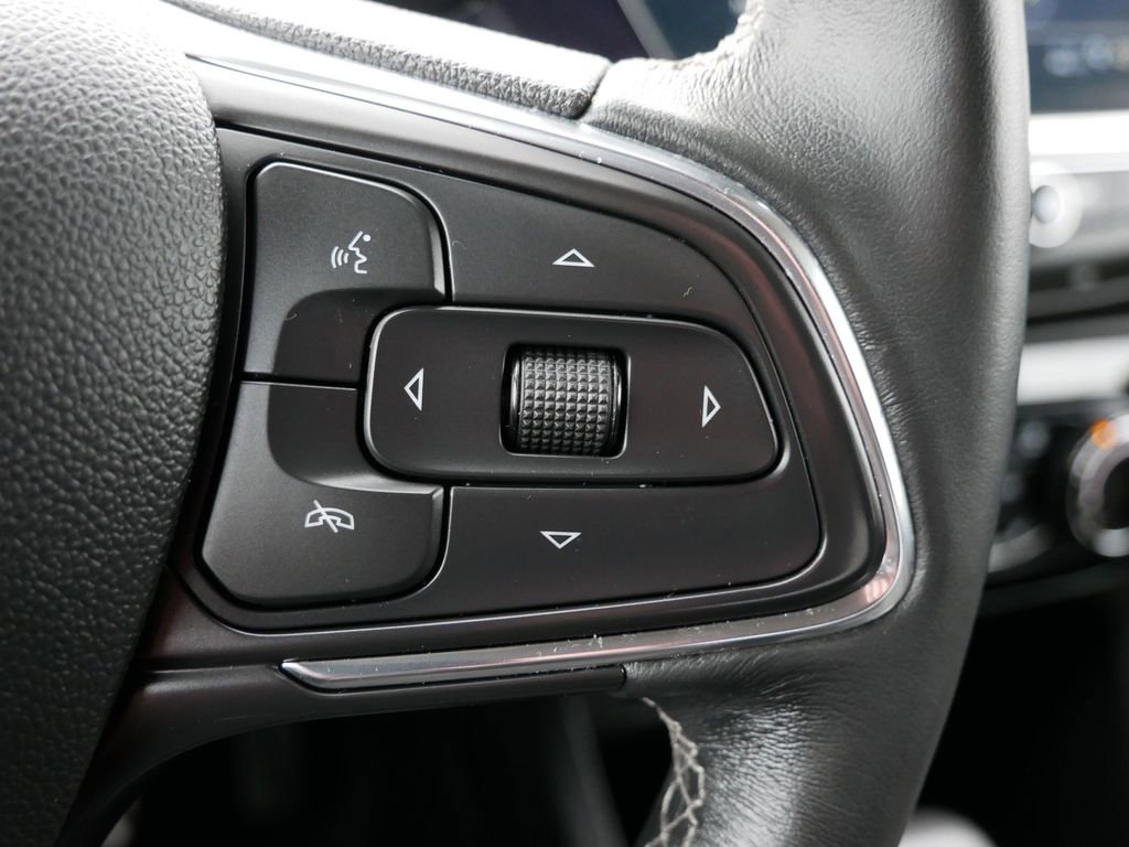 Used 2023 Buick Encore GX Preferred w/ Cold Weather Comfort Package AWD/4WD image 31