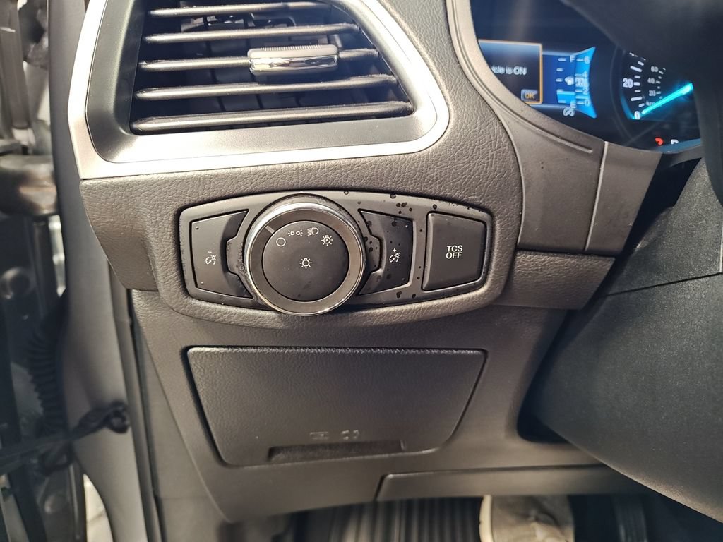Used 2024 Ford Edge SEL AWD/4WD image 28