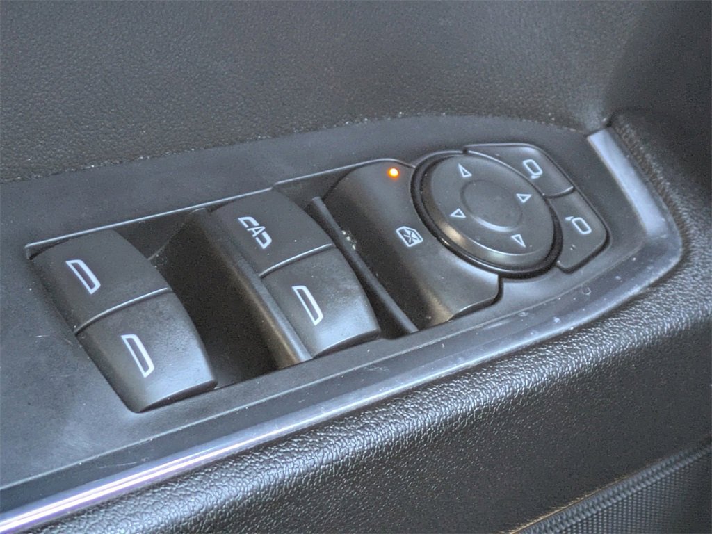 Used 2023 Chevrolet Silverado 1500 LT image 23