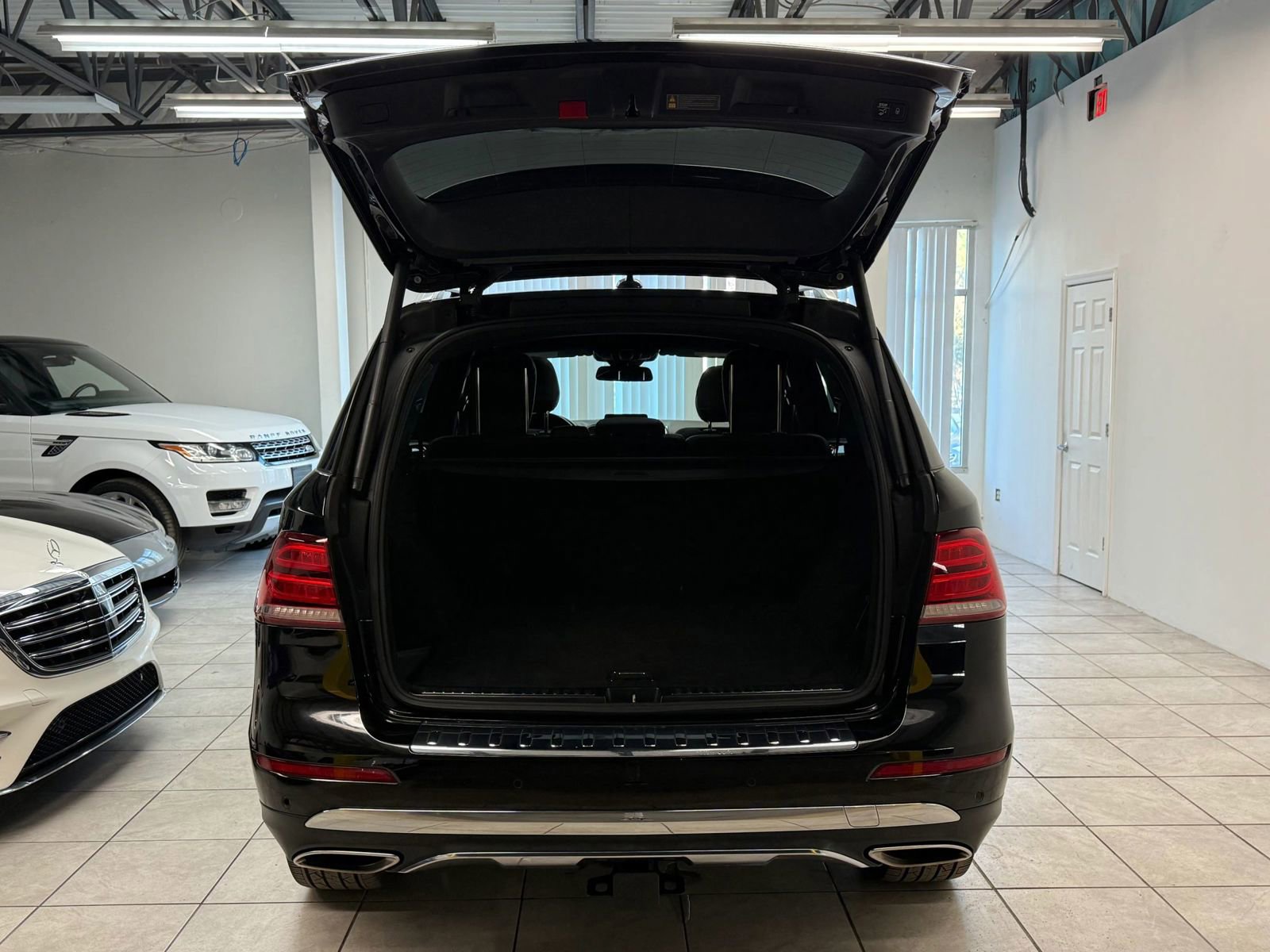 Used 2016 Mercedes-Benz GLE 350 w/ Premium Package image 18