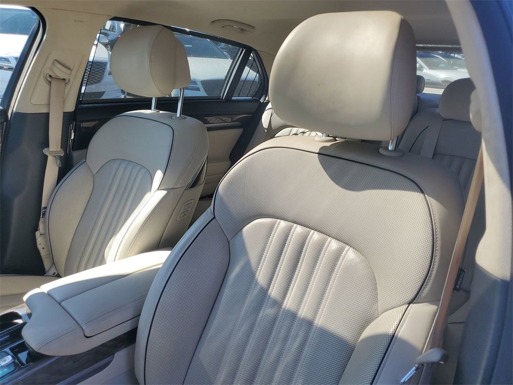 Used 2019 Genesis G90 3.3T Premium image 15