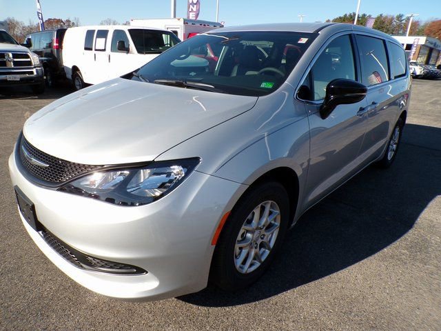 New 2026 Chrysler Voyager LX FWD image 1