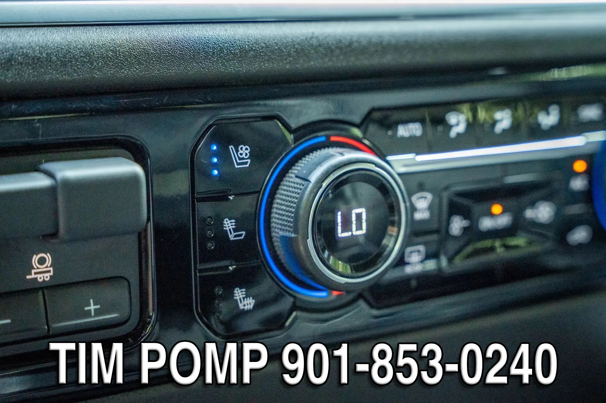 Used 2024 Chevrolet Silverado 2500 LTZ w/ LTZ Plus Package AWD/4WD image 23