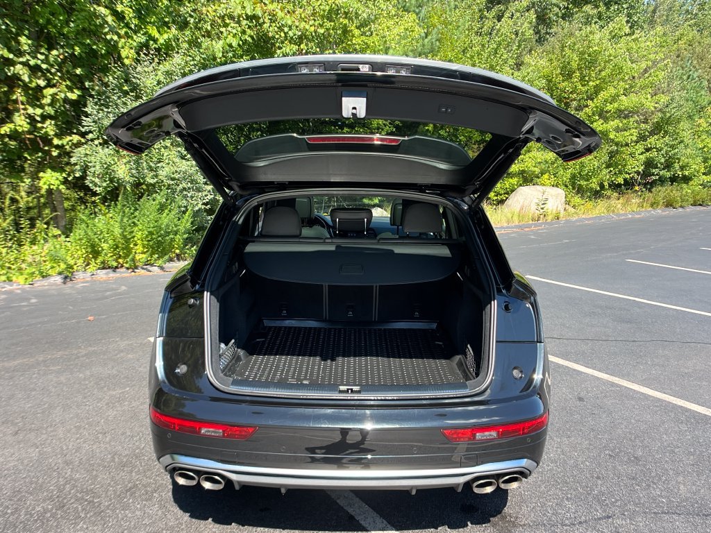 Used 2022 Audi SQ5 Premium Plus AWD/4WD image 24