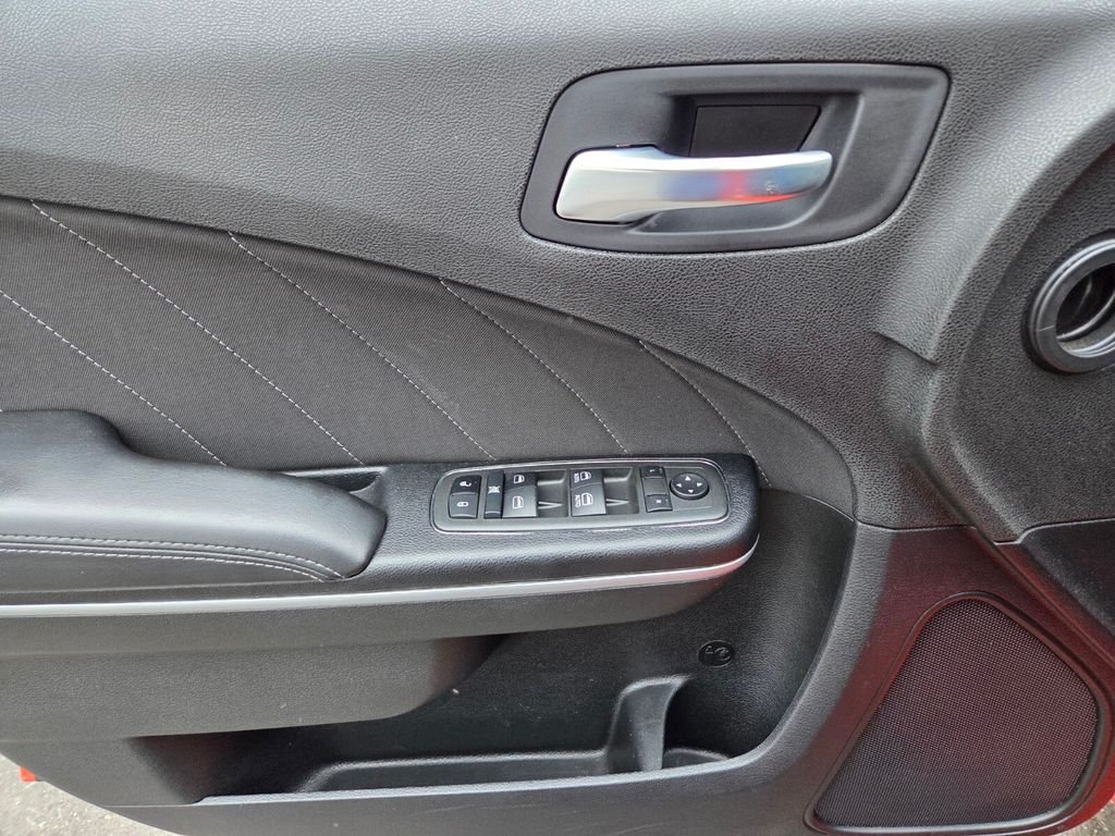 Used 2022 Dodge Charger SXT RWD image 22