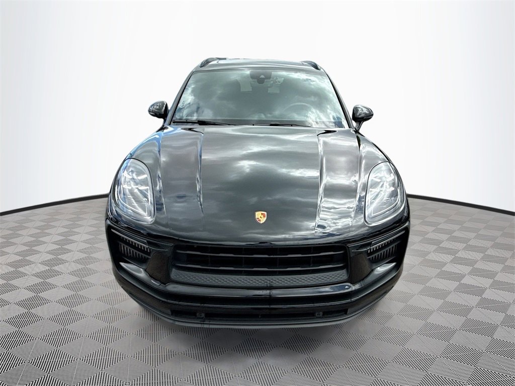 Used 2022 Porsche Macan S w/ Premium Package Plus image 2