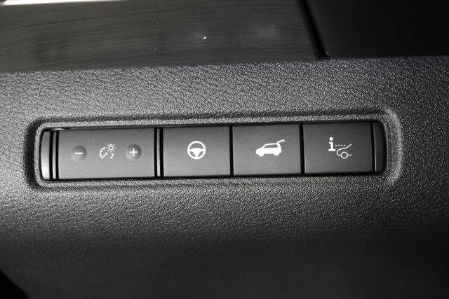 Certified 2025 Nissan Pathfinder Platinum w/ Black Appearance Package FWD image 25