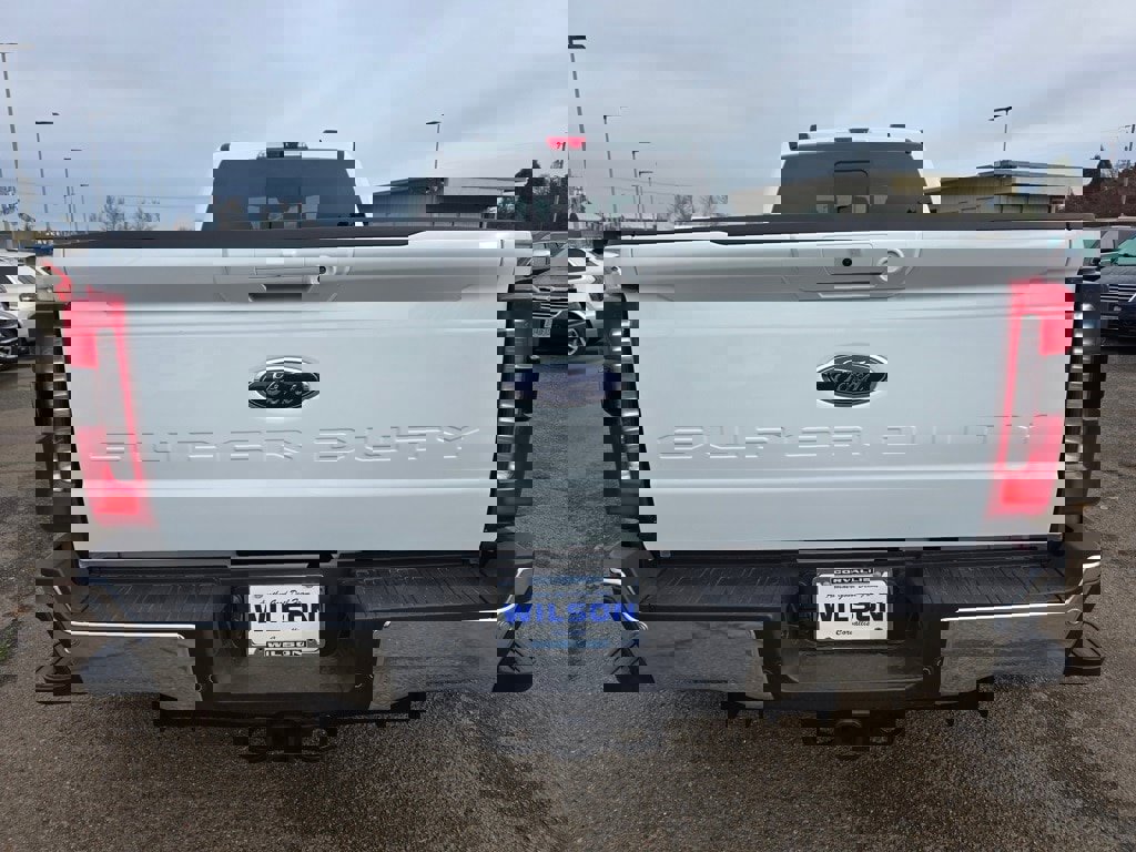 New 2025 Ford F350 Lariat w/ Lariat Ultimate Package image 4