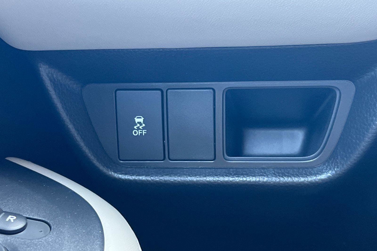 New 2026 Honda HR-V LX image 30