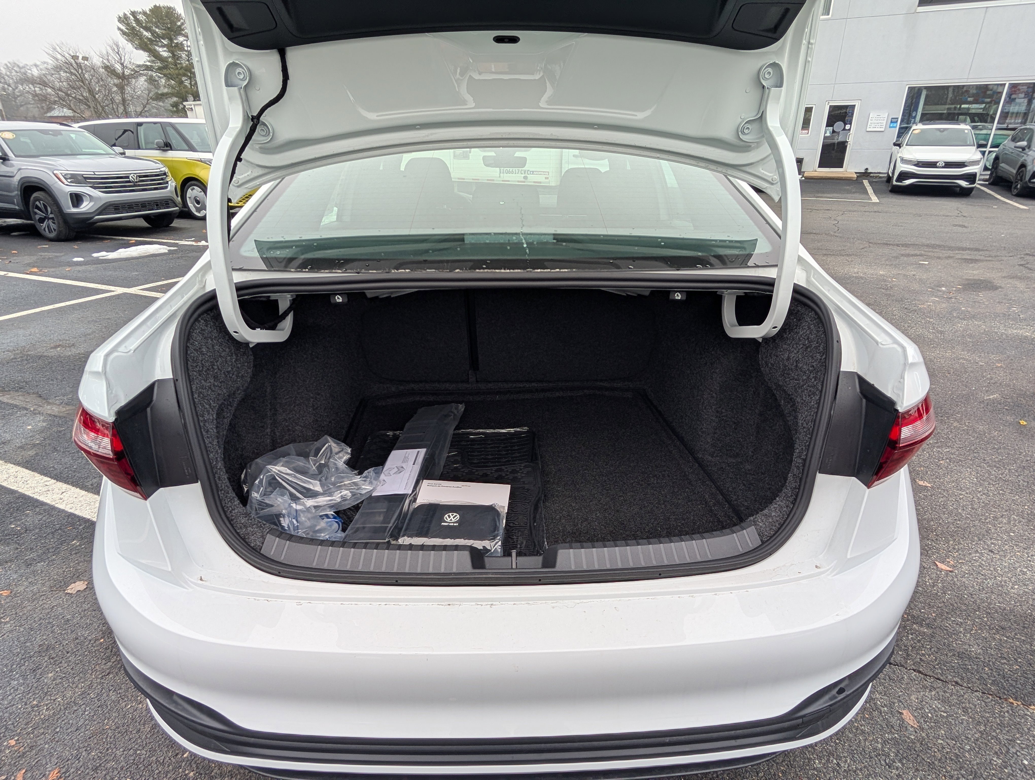 New 2026 Volkswagen Jetta Sport FWD image 9