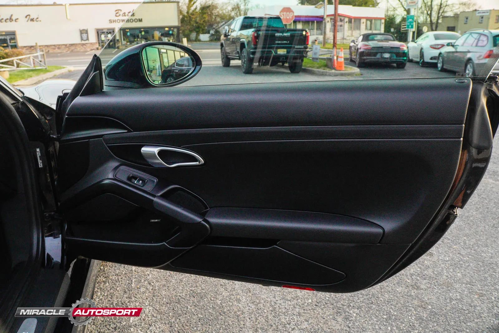 Used 2018 Porsche 718 Cayman image 23