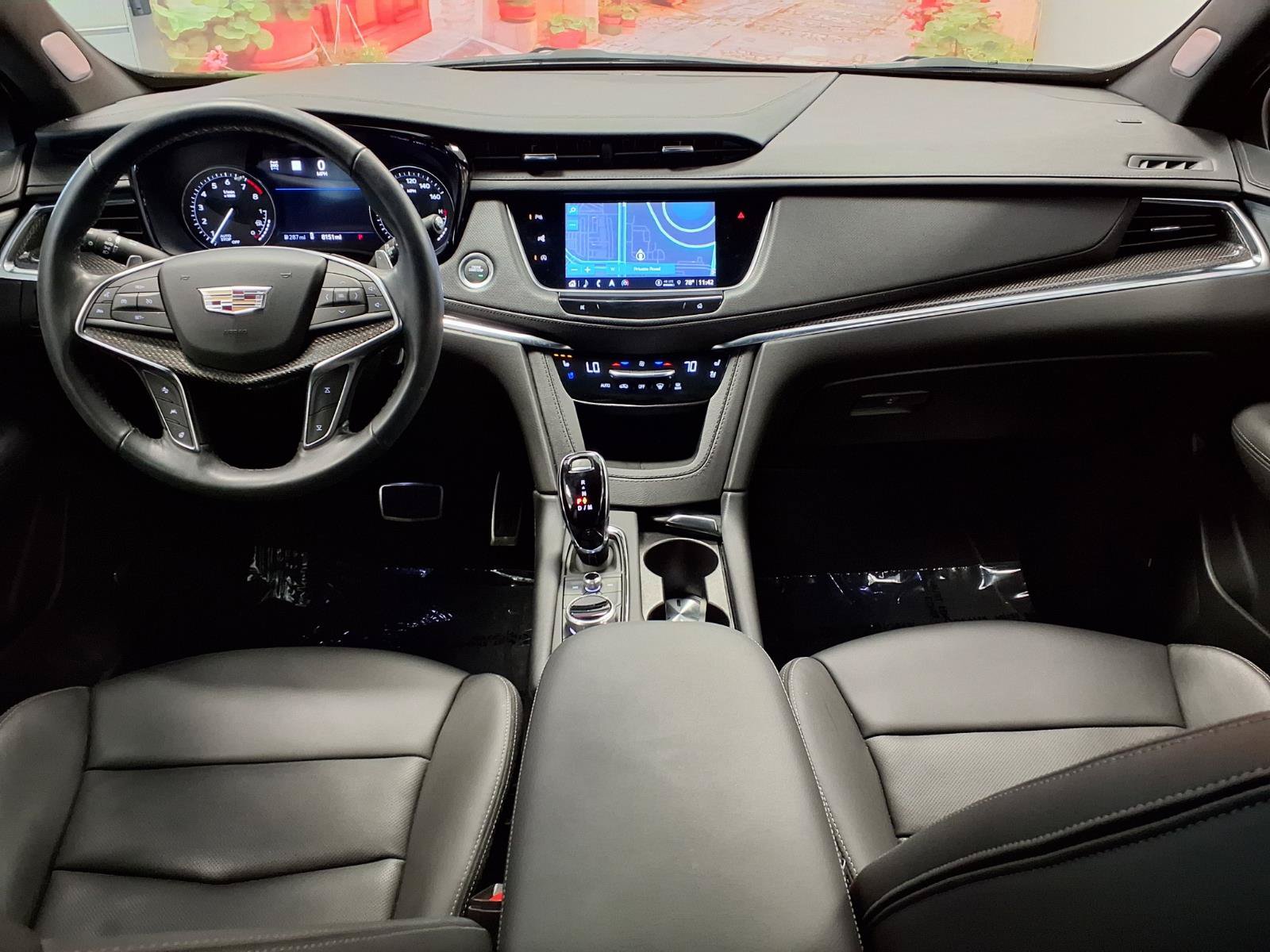 Certified 2025 Cadillac XT5 Sportv w/ Technology Package AWD/4WD image 16