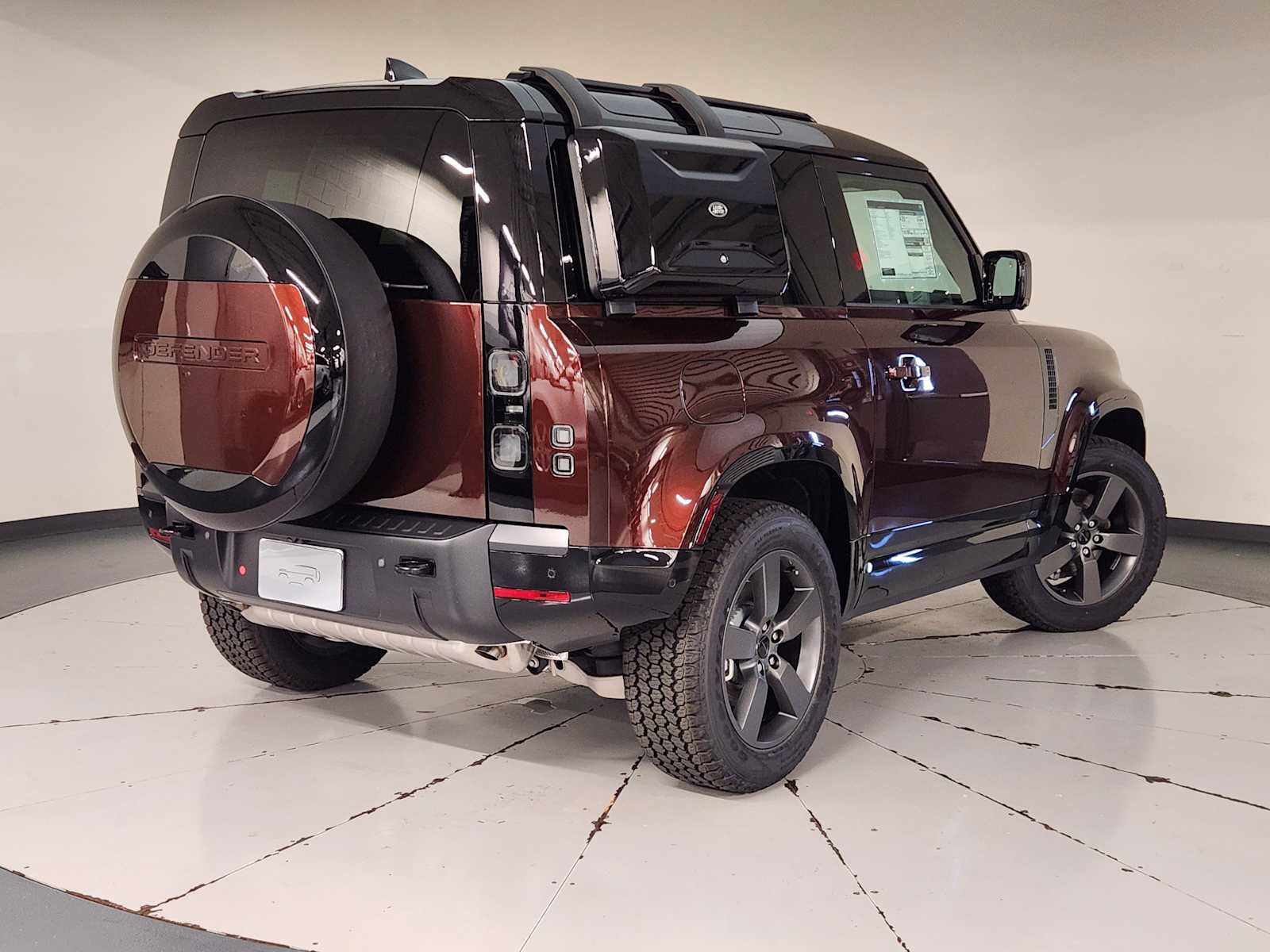 New 2026 Land Rover Defender 90 X-Dynamic SE AWD/4WD image 2