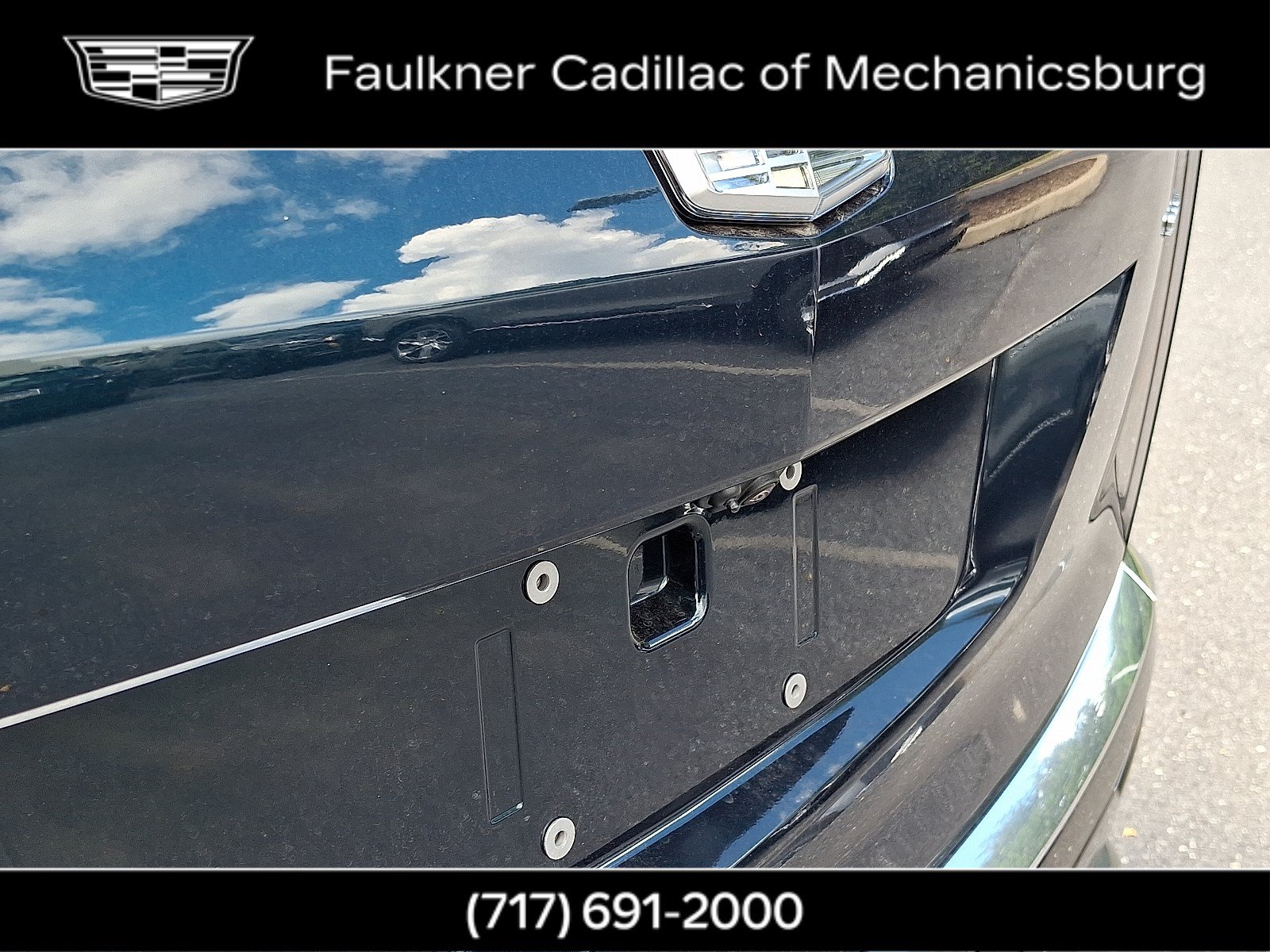 New 2026 Cadillac Vistiq Luxury w/ LPO, Floor Liner Package AWD/4WD image 15
