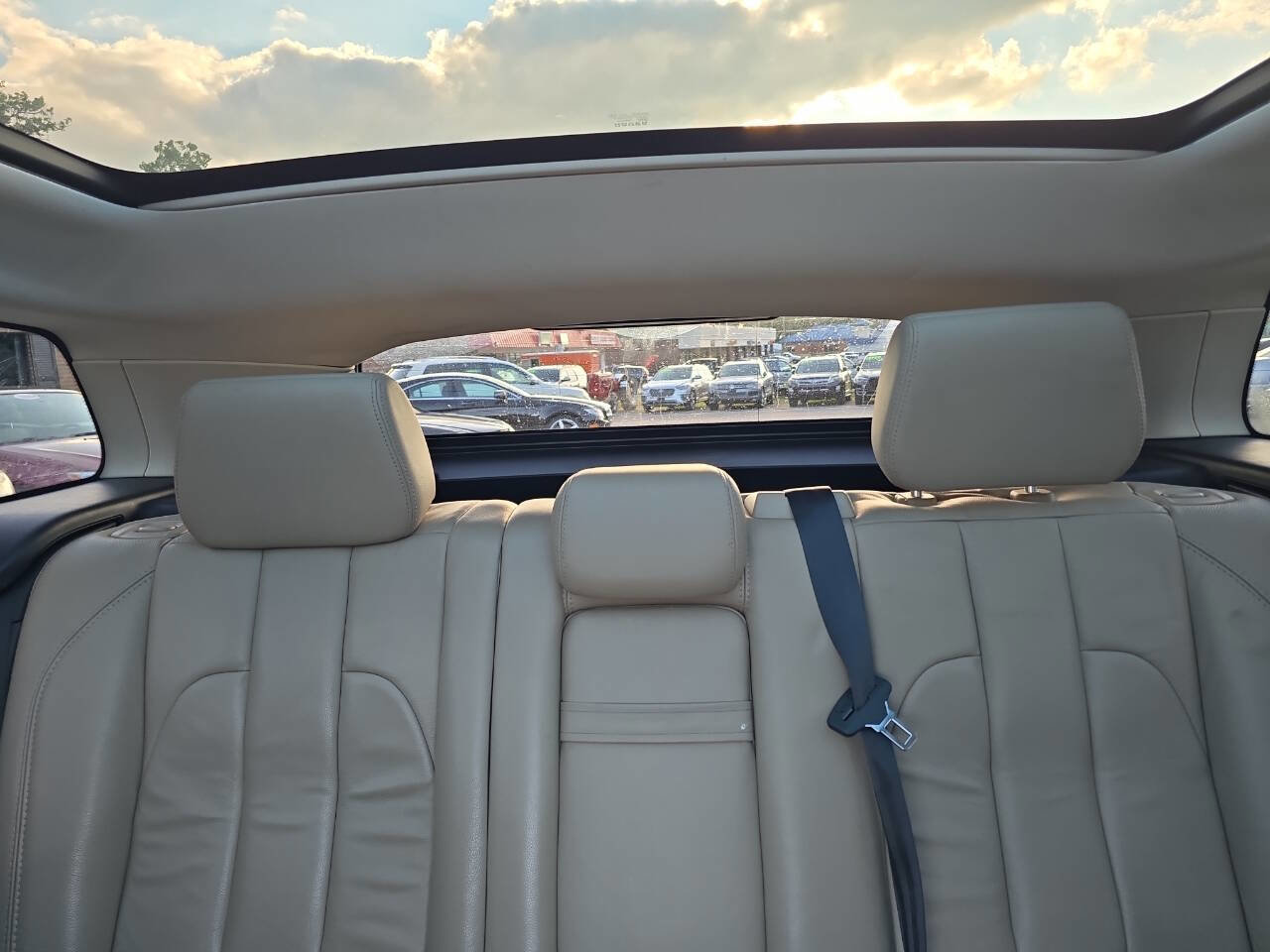 Used 2012 Land Rover Range Rover Evoque Pure Plus image 42