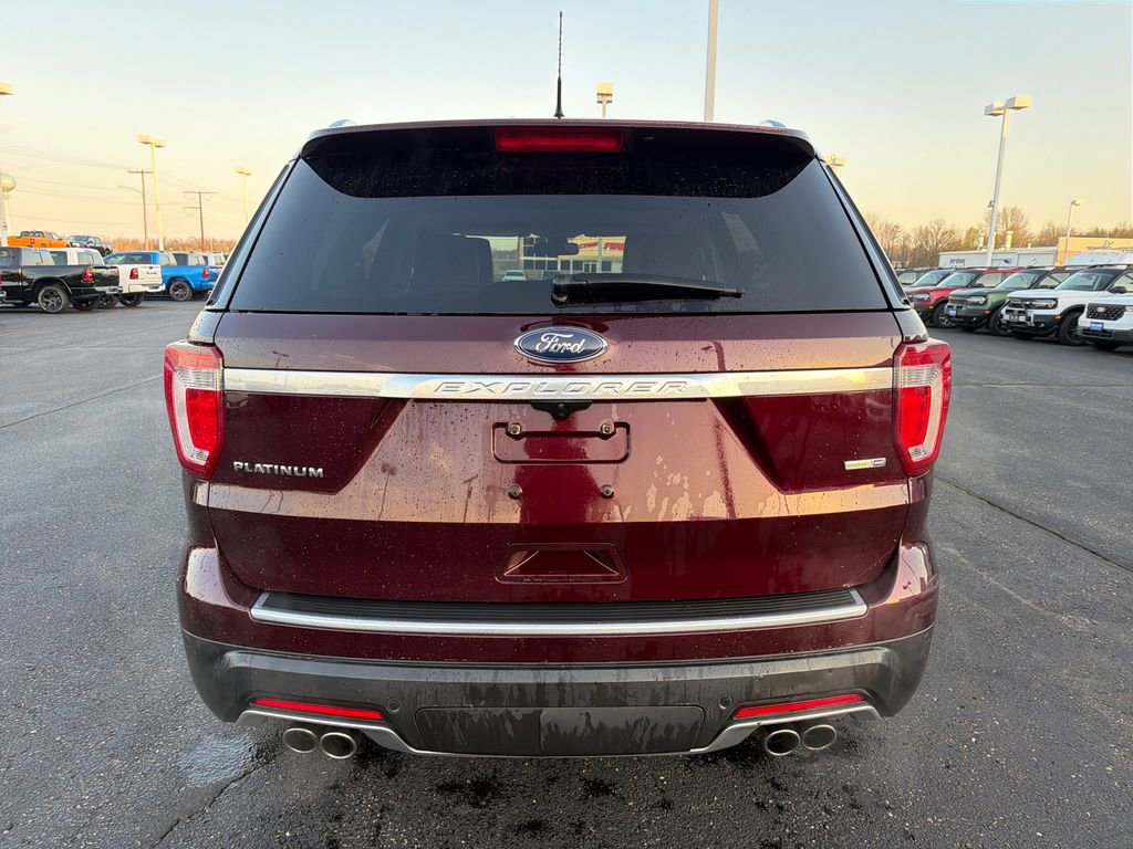 Used 2019 Ford Explorer Platinum image 4
