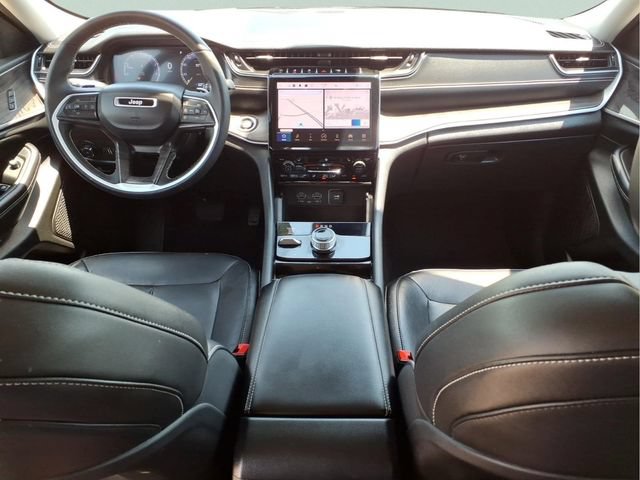 Used 2023 Jeep Grand Cherokee Limited AWD/4WD image 21