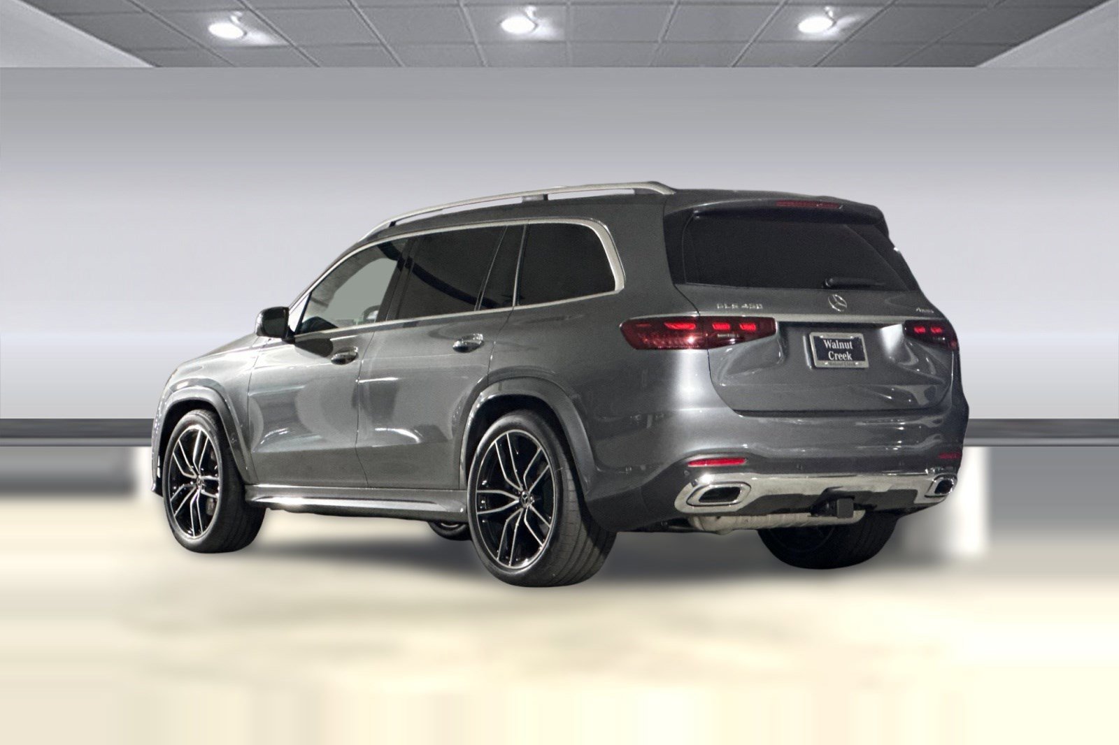 New 2025 Mercedes-Benz GLS 450 4MATIC image 3