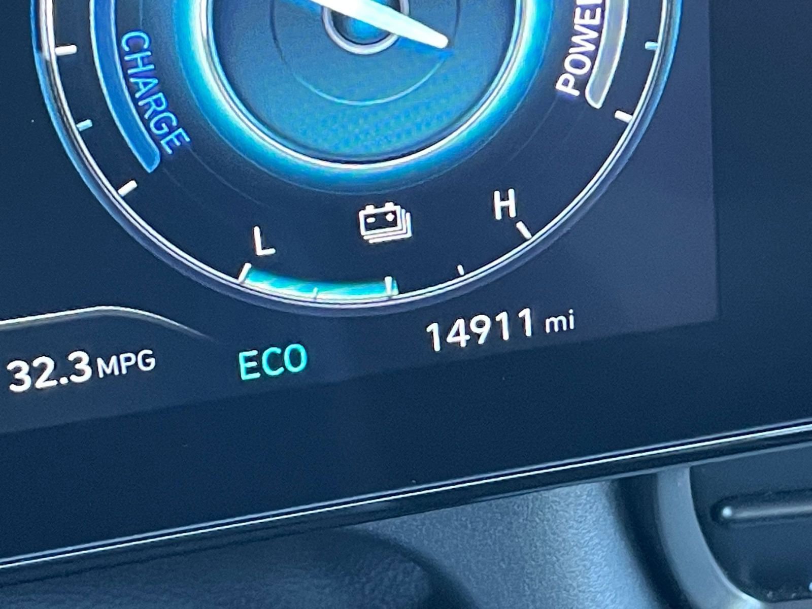 Used 2025 Hyundai Elantra Limited image 41