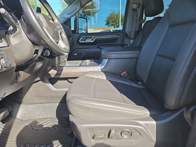 Used 2025 Chevrolet Silverado 3500 LTZ w/ LTZ Premium Package image 19