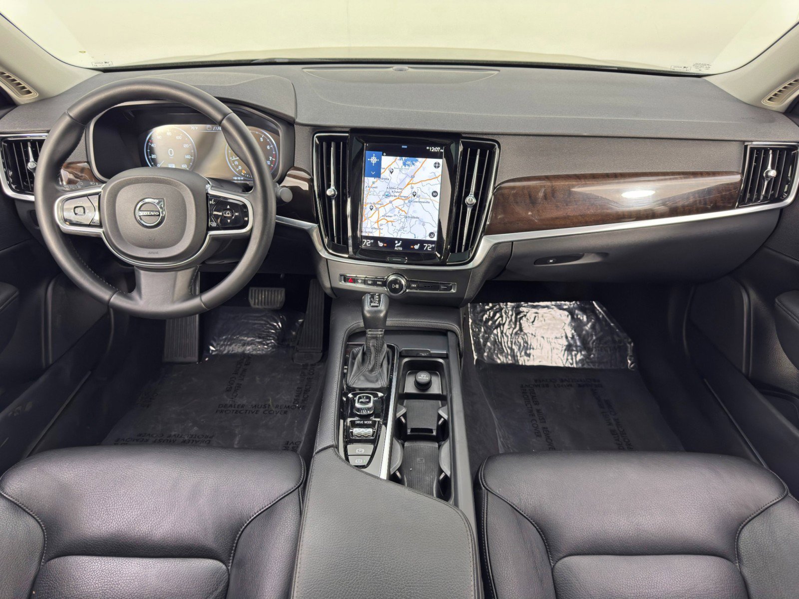 Used 2017 Volvo S90 T5 Momentum w/ Convenience Package image 12